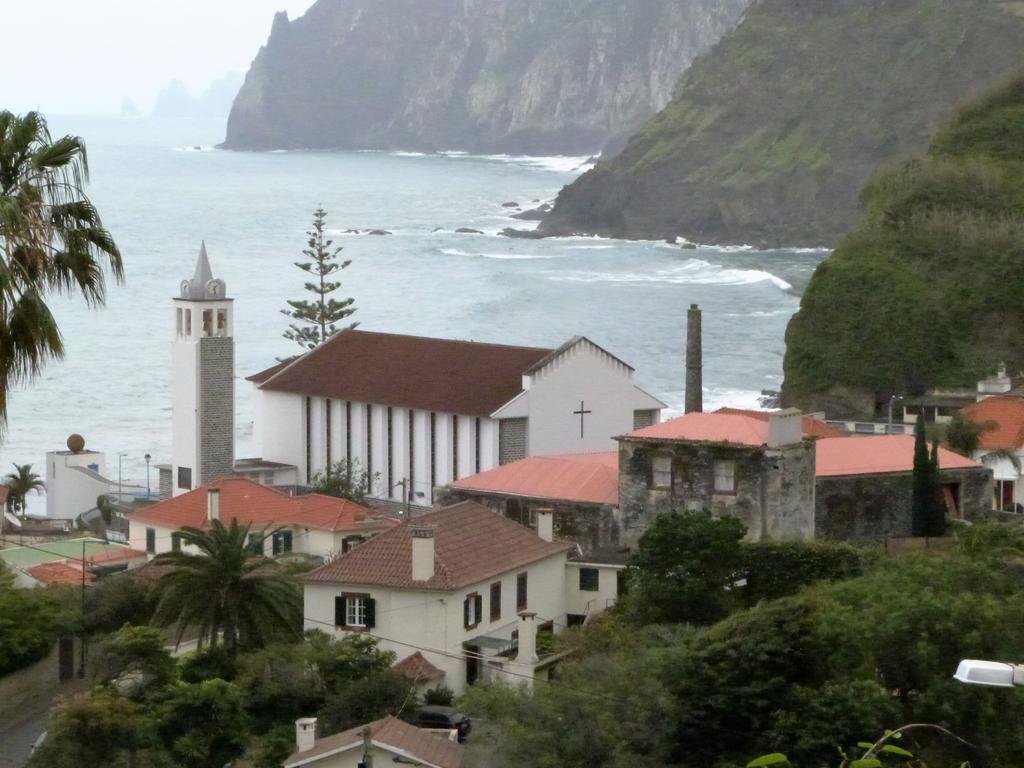 Vivenda Linda Vista Lägenhet Porto Da Cruz Exteriör bild
